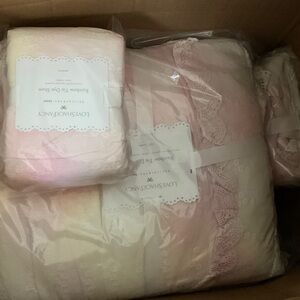 Pottery Barn LoveShack Full Comforter, brand new